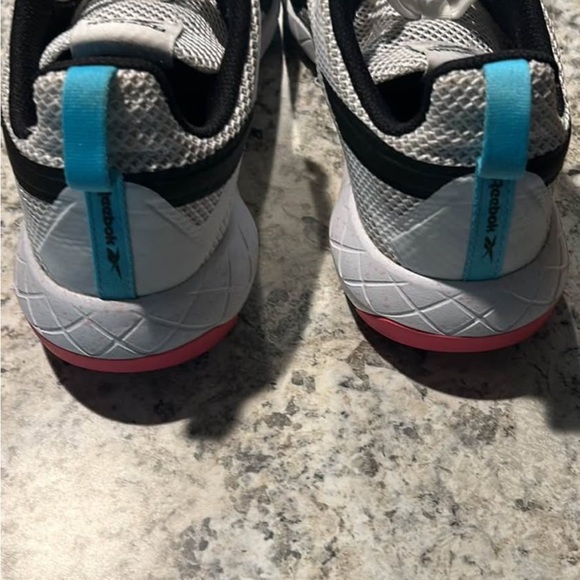 Reebok White and Black Mesh Running Shoes - Picture 3 of 6